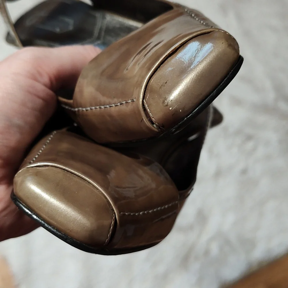 Enzo Angiolini 
